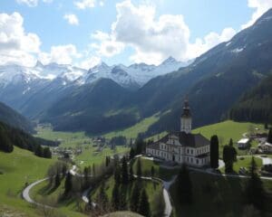 Disentis: Alpenkloster und Wanderwege im Bündnerland